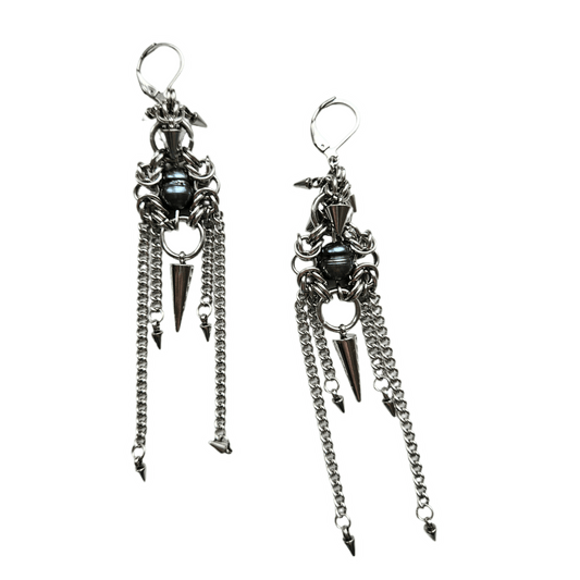 pearls&spikes earrings no.1